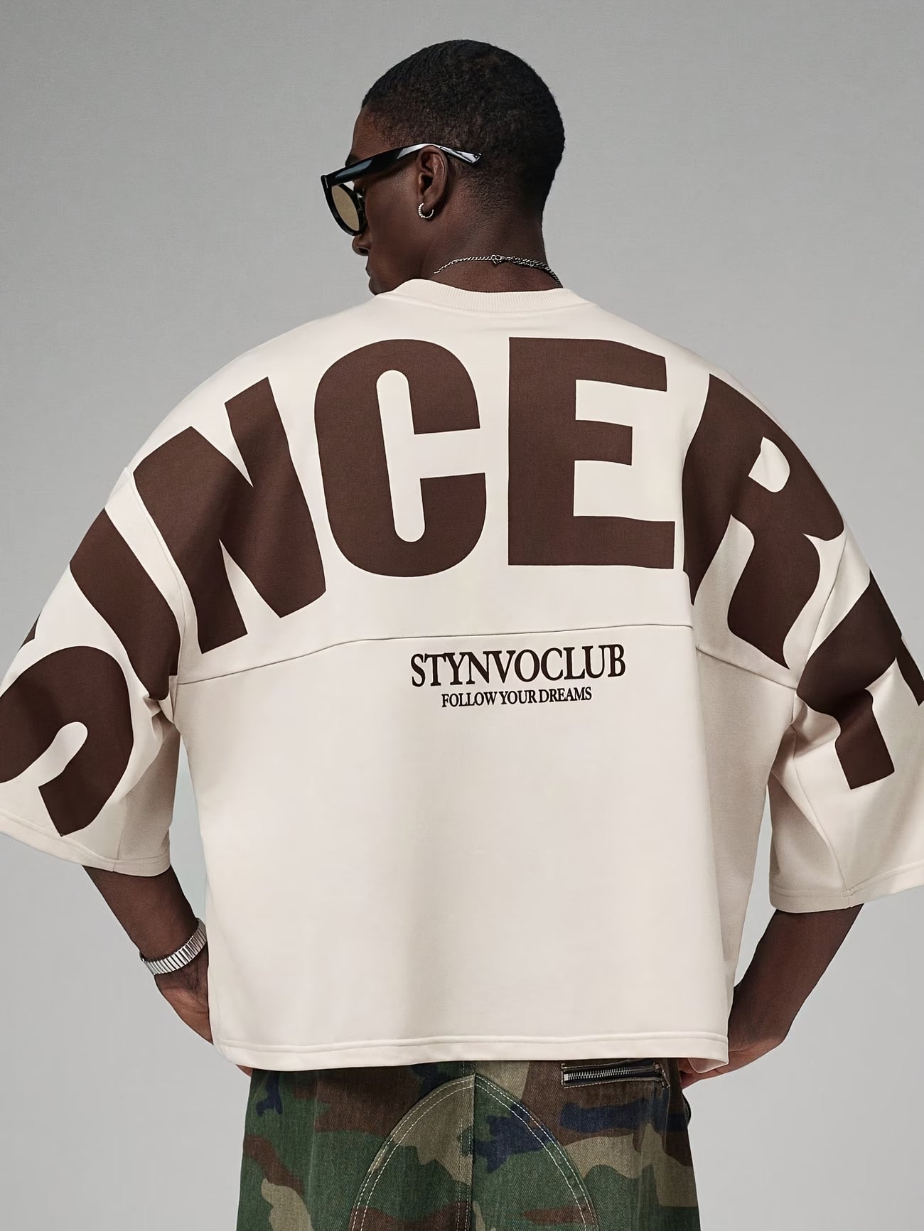 Loose-fitting knit t-shirt with patchwork print