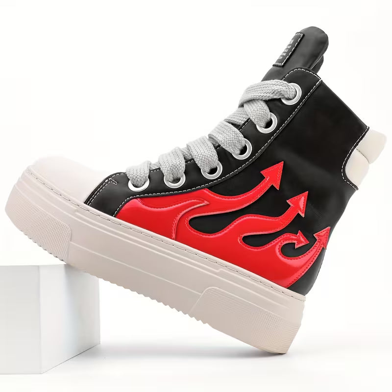 HIGH-TOP SHOES WITH THICK SOLES